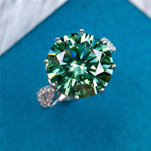 Load image into Gallery viewer, 6 Carat Green Round Cut 8 Prong Reverse Tapered Split Shank VVS Moissanite Ring