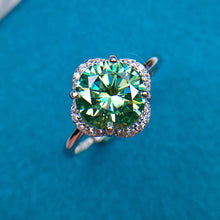 Load image into Gallery viewer, 2 Carat Green Round Cut Clover Floating Halo Certified VVS Moissanite Ring