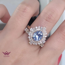 Load image into Gallery viewer, Oval Cut Blue Color Starburst Moissanite Ring and Band