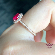 Load image into Gallery viewer, Red Oval Cut Halo VVS Lab Ruby Ring