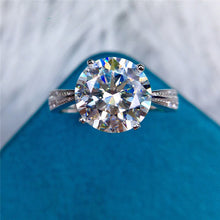 Load image into Gallery viewer, 4 Carat Round Cut Moissanite Ring Bead set 4 Prong Certified VVS D Color