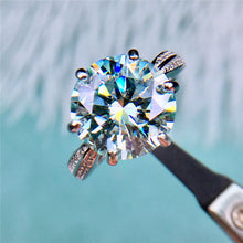 Load image into Gallery viewer, 5 Carat Round Cut Moissanite Ring Bead Set Certified VVS D Color