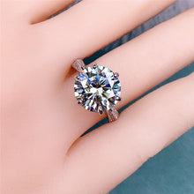 Load image into Gallery viewer, 5 Carat Round Cut Moissanite Ring Bead Set Certified VVS D Color